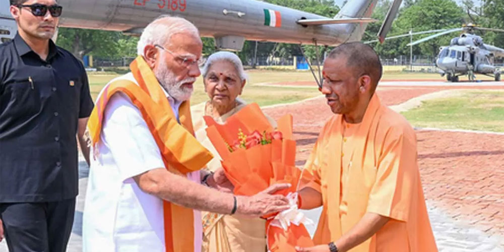 வாரணாசியில் பெண்கள் மாநாட்டில் பேசிய பிரதமர் மோடி