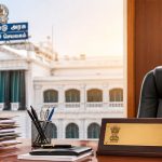 அமைச்சர் அலுவலக பணிக்கு மனு அளிக்கும் அரசு ஊழியர்கள்