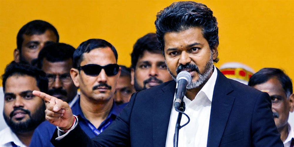 தமிழக முதலமைச்சர் விஜய் பற்றிய செய்தி படம்