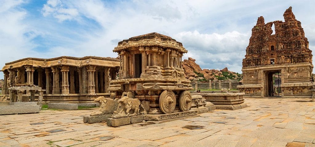 Top 10 Tourist Places in Karnataka Hampi