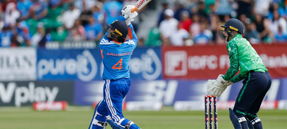 இந்தியா அயர்லாந்து T20 போட்டியில் அபிஷேக் சர்மா