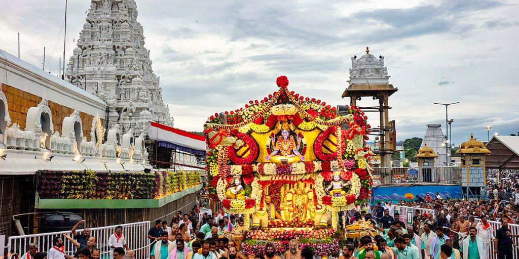 திருப்பதி ஆனிவார ஆஸ்தானம் 2026 புஷ்ப பல்லக்கு சேவை